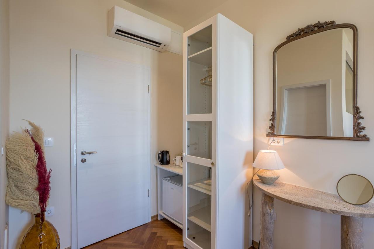 Riva - The Heart Of Palace Apartment *